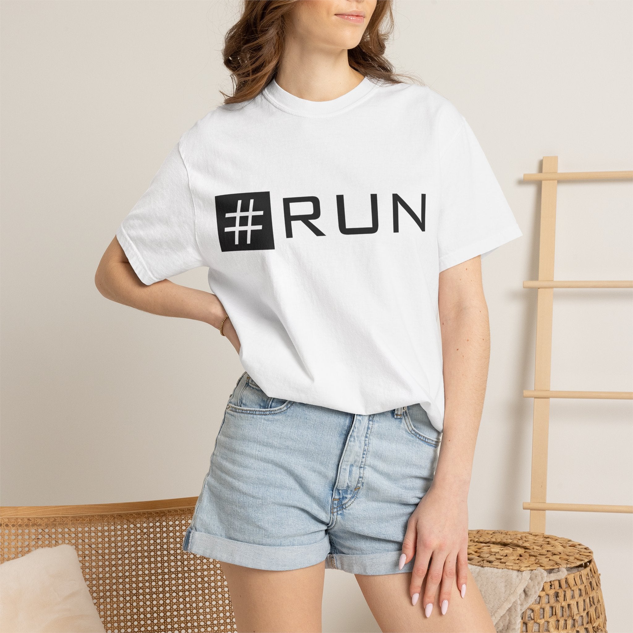 Pulse Fitne55 - #RUN Graphic T-Shirt — Minimalist Running Tee for Runners & Fitness Enthusiasts