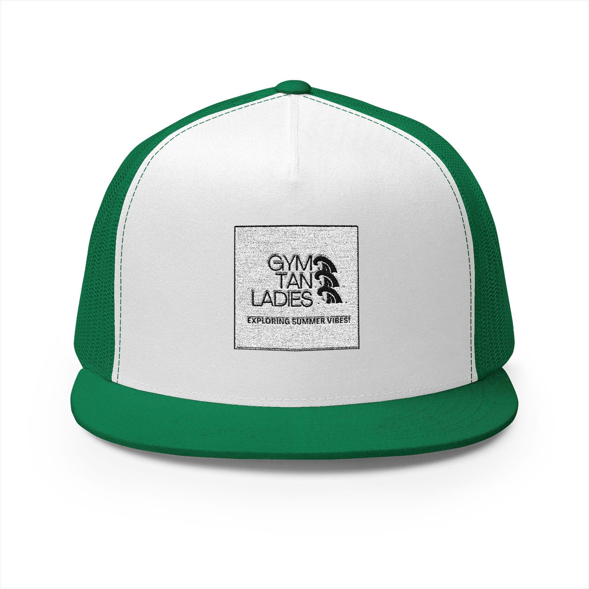 5 Panel Trucker Cap gym tan logo